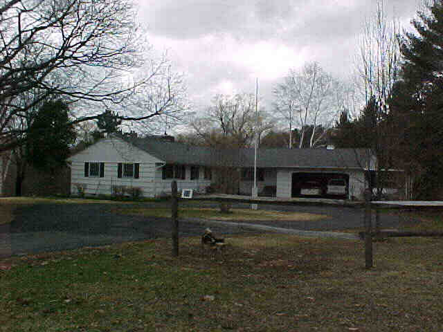 Building photograph for 33 INDIAN MOUNTAIN ROAD